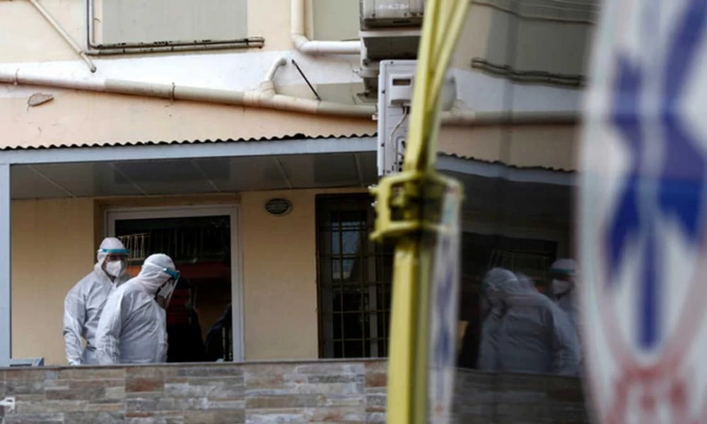 "Αγώνας δρόμου" για την ιχνηλάτιση στην κλινική στο Περιστέρι